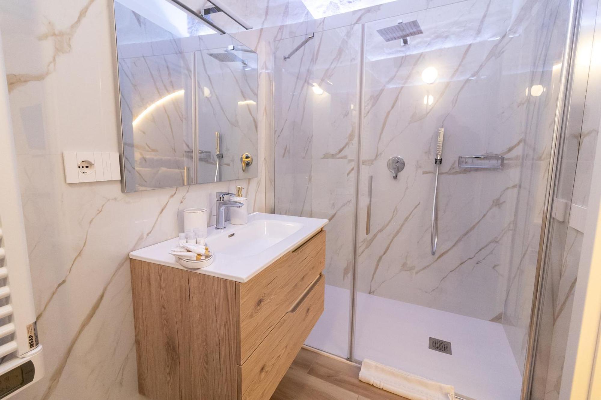 Carola Luxury Room Bari Ngoại thất bức ảnh