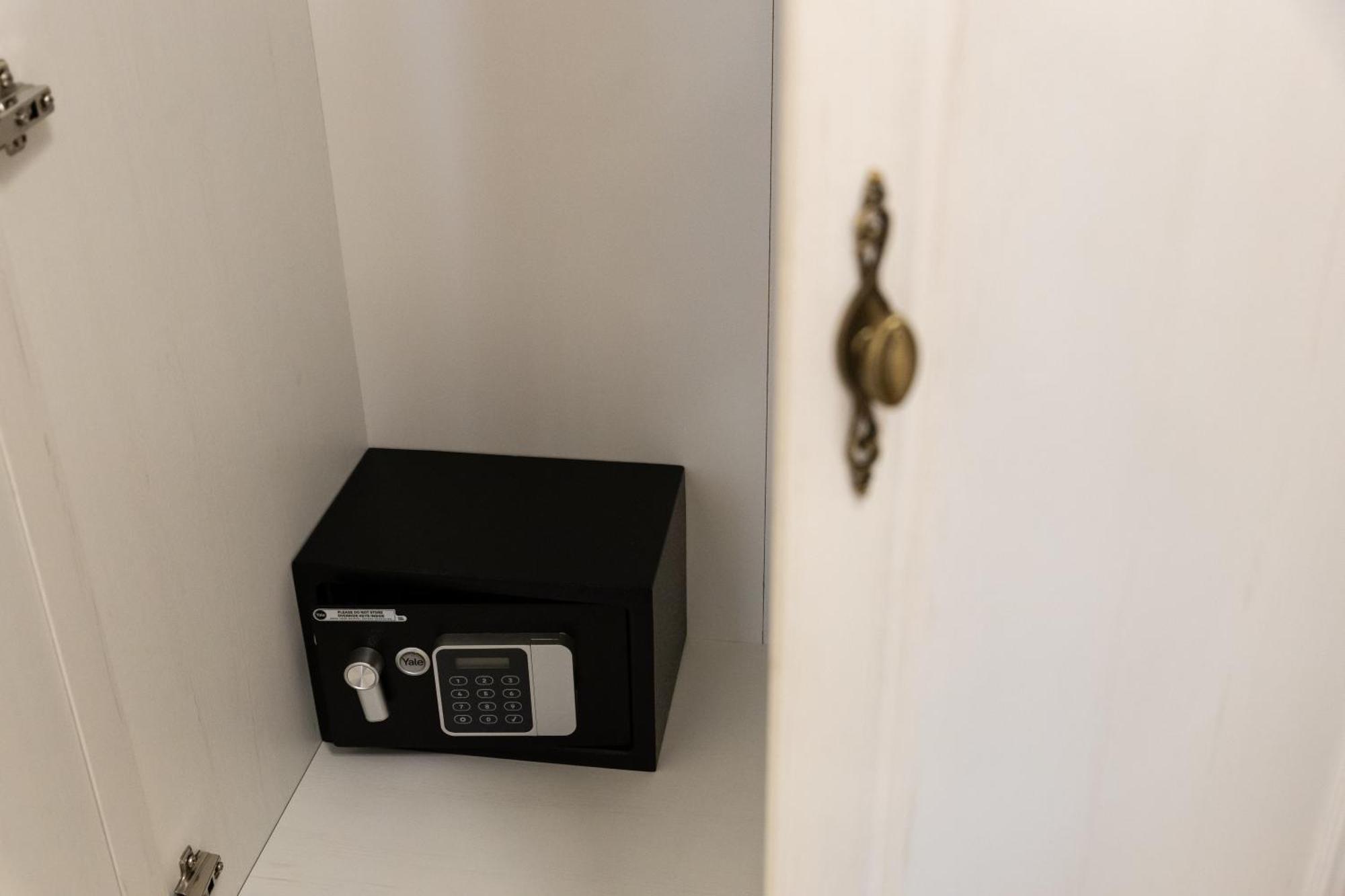Carola Luxury Room Bari Ngoại thất bức ảnh
